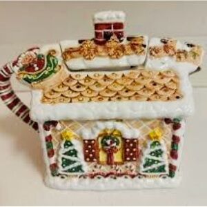 Cardinal Inc. Ceramic Christmas Gingerbread House tea pot/cookie/candy jar